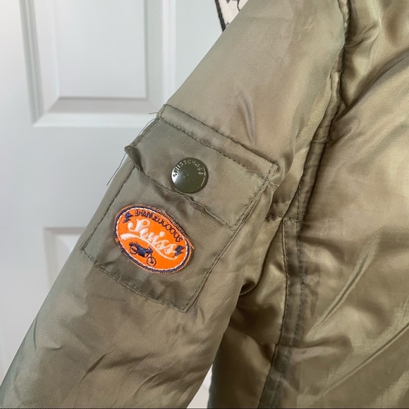 NWOT Swiss Cross Patch Puffer Jacket - Picture 10 of 11